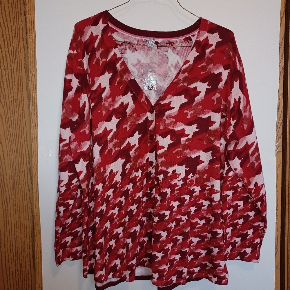 Isaac Mizrahi Live! Red Houndstooth Print Button Front Plus Size Cardigan